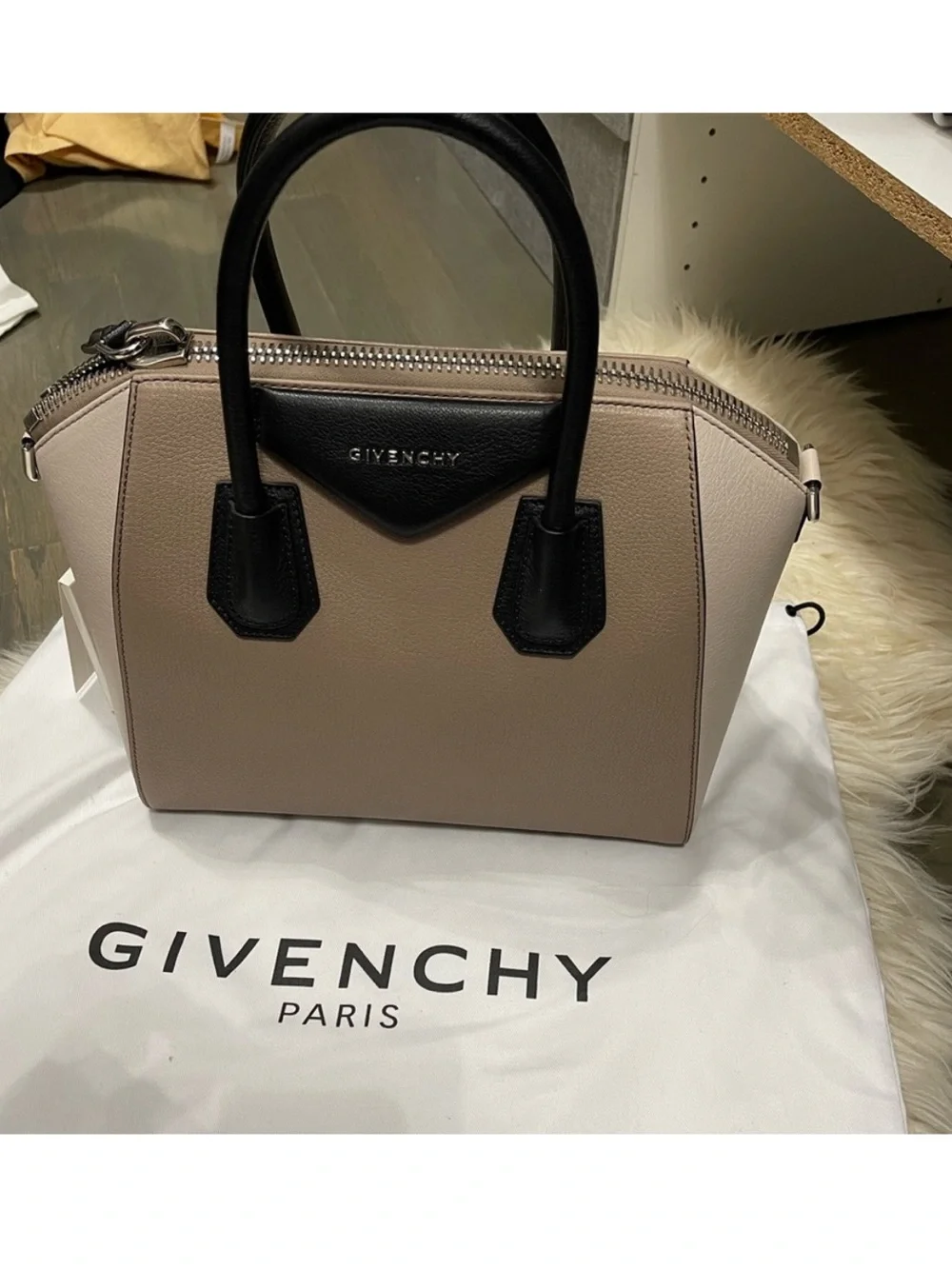 Givenchy Tricolor Antigona Bag